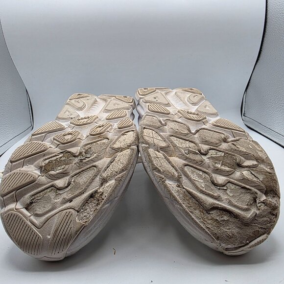 Hoka One One Clifton 9 Womens Size 8 B Triple White Athletic Shoes Running Walk - Picture 8 of 13